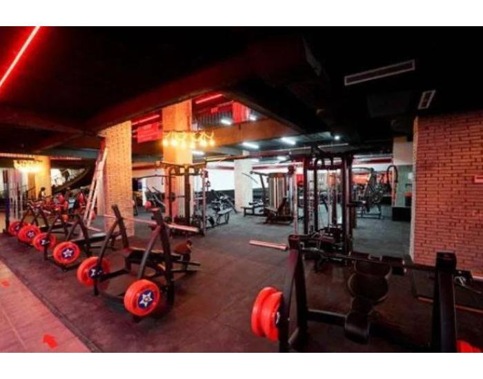 Jimmy’s Fitness Center – Votre espace bien-être à Kénitra